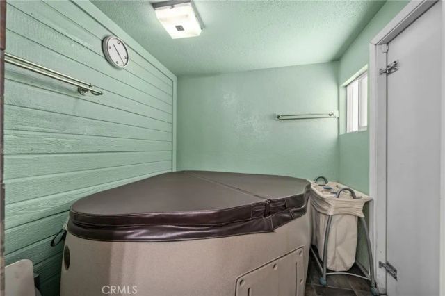 15691 Montgomery, Fontana, CA 92336