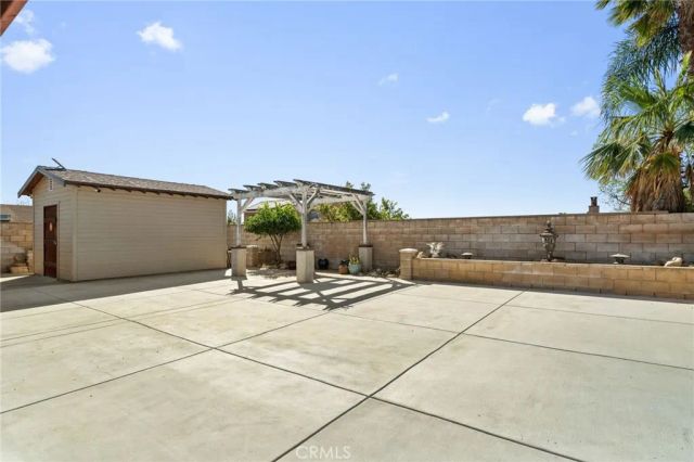 15691 Montgomery, Fontana, CA 92336