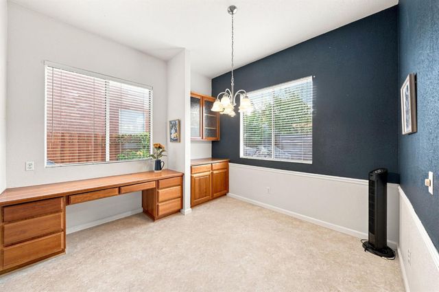 4025 Shady Glen Ct, Modesto, CA 95356