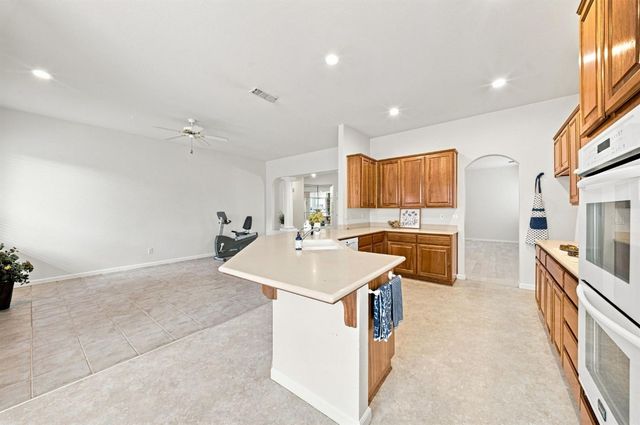 4025 Shady Glen Ct, Modesto, CA 95356