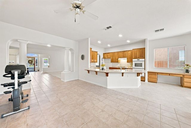 4025 Shady Glen Ct, Modesto, CA 95356