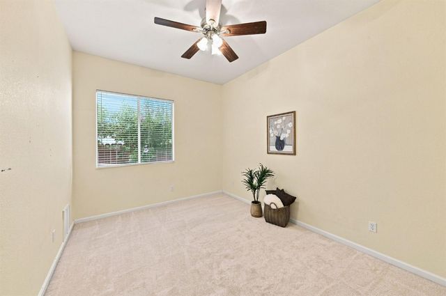 4025 Shady Glen Ct, Modesto, CA 95356