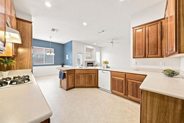 4025 Shady Glen Ct, Modesto, CA 95356