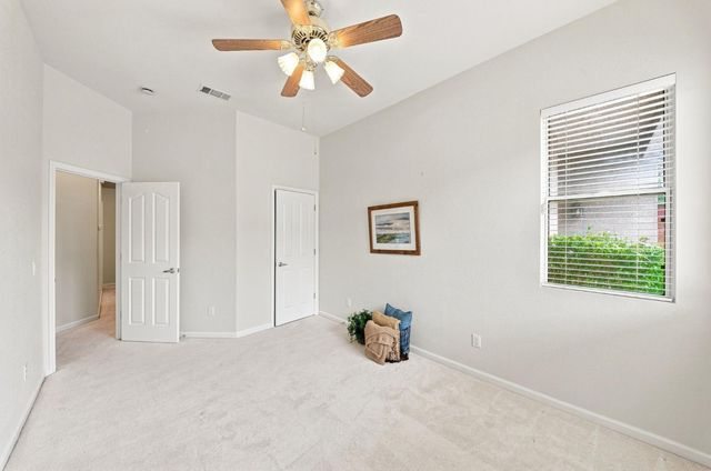 4025 Shady Glen Ct, Modesto, CA 95356