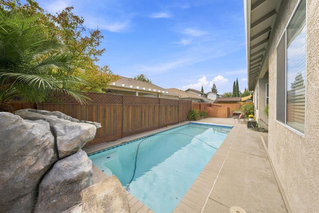 4025 Shady Glen Ct, Modesto, CA 95356