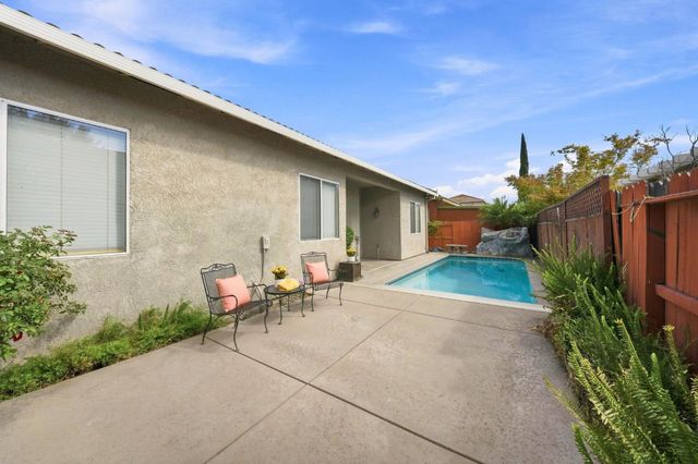 4025 Shady Glen Ct, Modesto, CA 95356