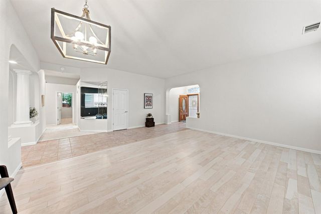 4025 Shady Glen Ct, Modesto, CA 95356