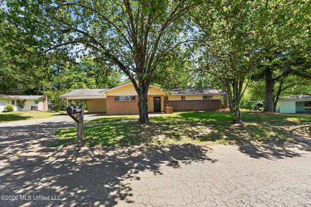 5730 NE Imperial Drive, Jackson, MS 39211
