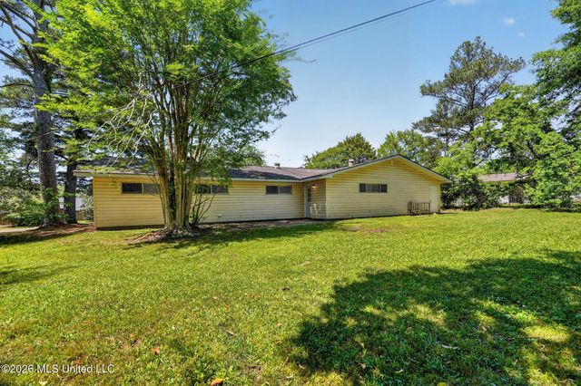 5730 NE Imperial Drive, Jackson, MS 39211
