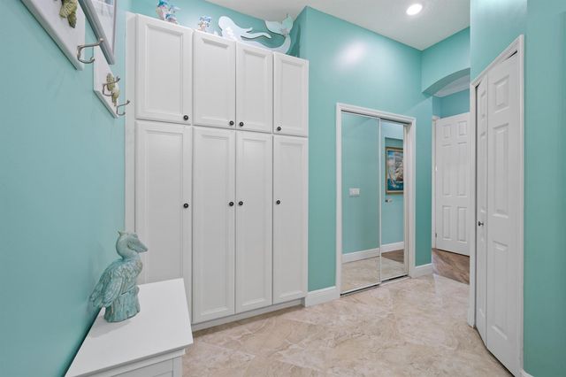 1822 SW Willowbend Lane, Palm City, FL 34990