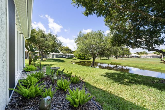 1822 SW Willowbend Lane, Palm City, FL 34990