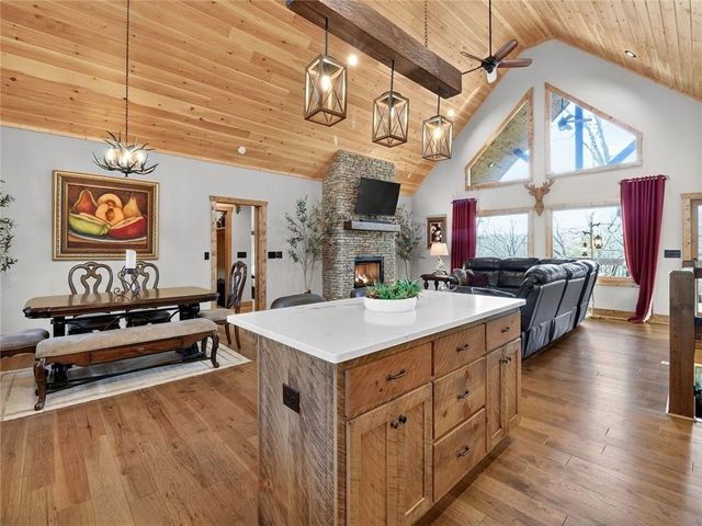 313 Muffle Court, Ellijay, GA 30540