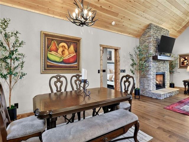 313 Muffle Court, Ellijay, GA 30540