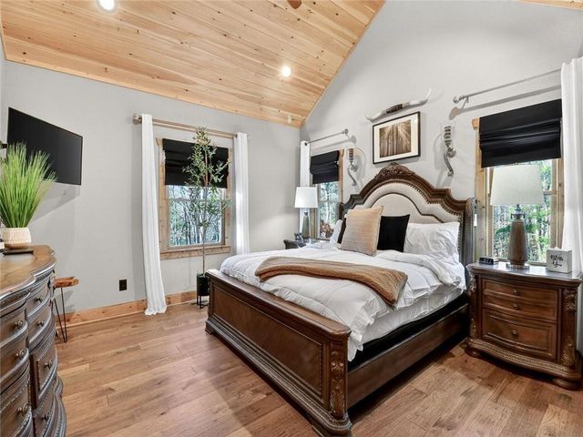 313 Muffle Court, Ellijay, GA 30540