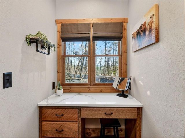 313 Muffle Court, Ellijay, GA 30540