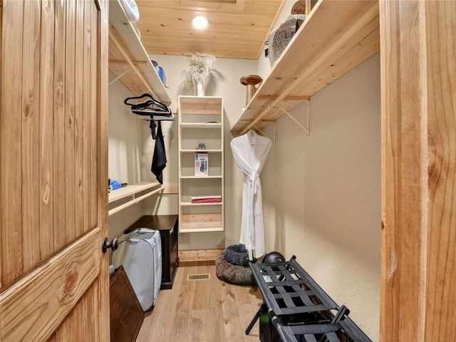 313 Muffle Court, Ellijay, GA 30540