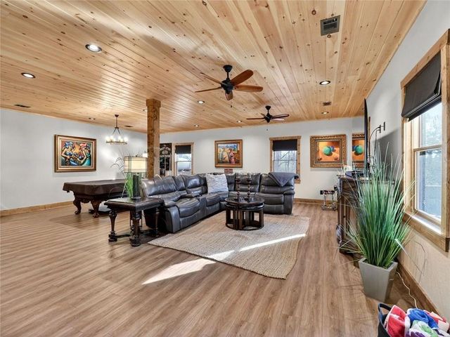 313 Muffle Court, Ellijay, GA 30540