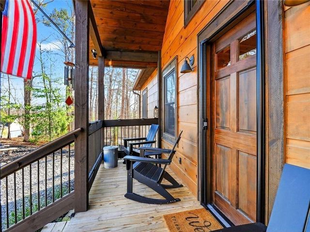 313 Muffle Court, Ellijay, GA 30540