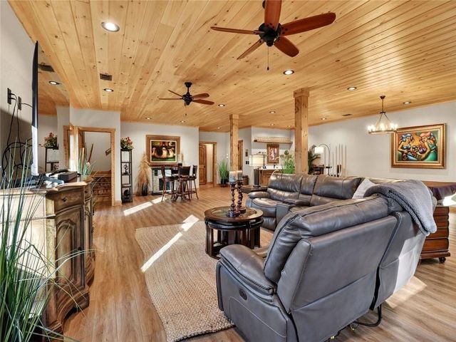 313 Muffle Court, Ellijay, GA 30540