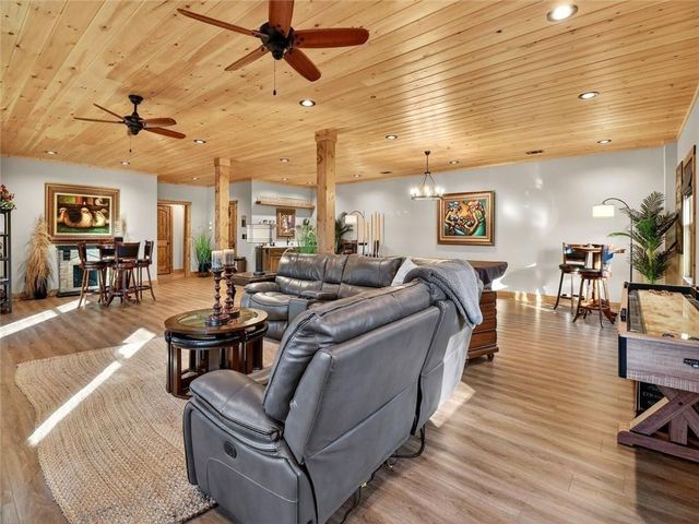 313 Muffle Court, Ellijay, GA 30540