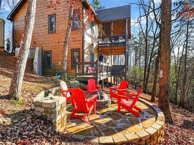 313 Muffle Court, Ellijay, GA 30540