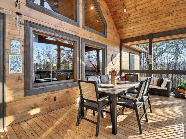 313 Muffle Court, Ellijay, GA 30540