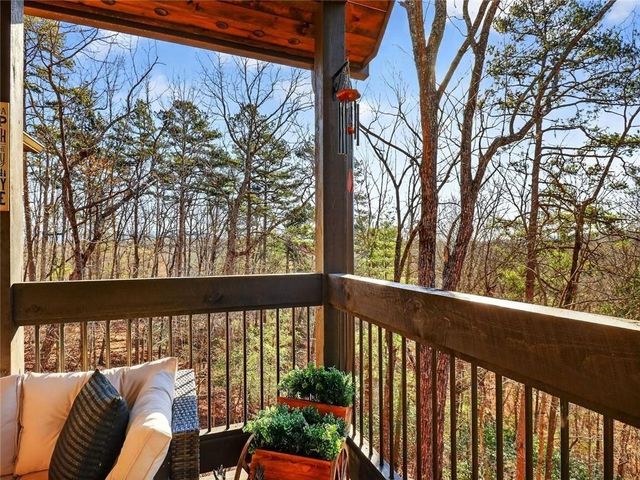 313 Muffle Court, Ellijay, GA 30540