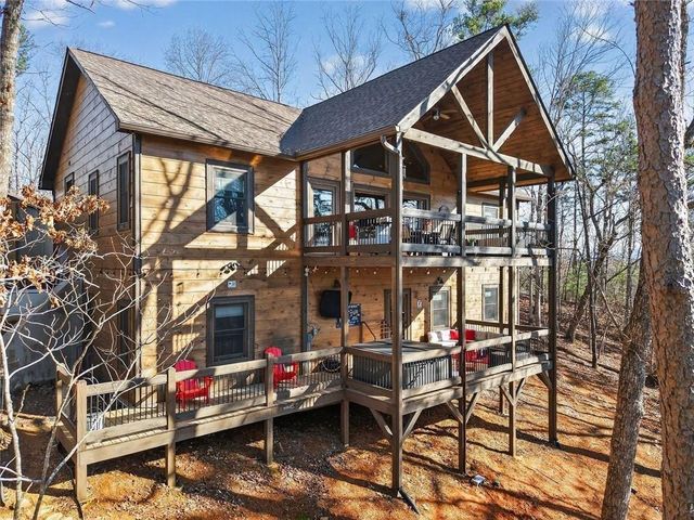 313 Muffle Court, Ellijay, GA 30540