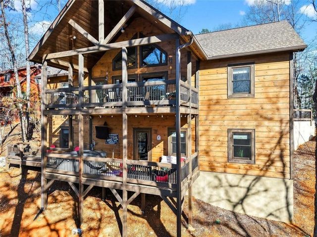 313 Muffle Court, Ellijay, GA 30540