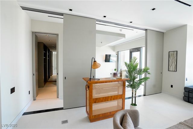 4381 West Flamingo Road 5806, Las Vegas, NV 89103