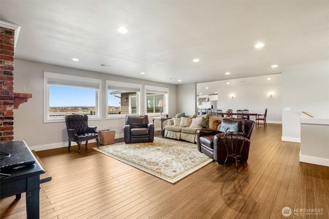 6 Pelican Place SE, Moses Lake, WA 98837