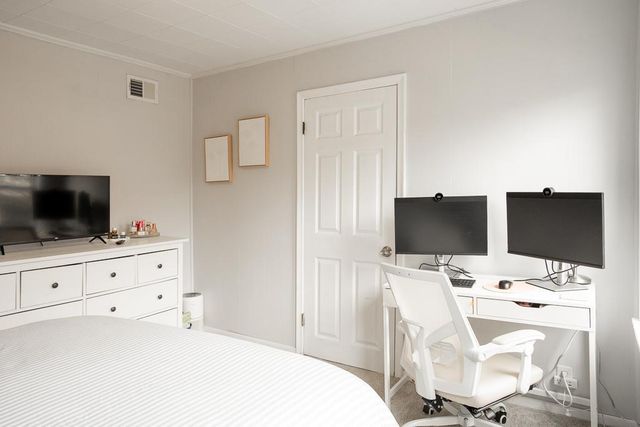 1124 5th Street NE, Minneapolis, MN 55413