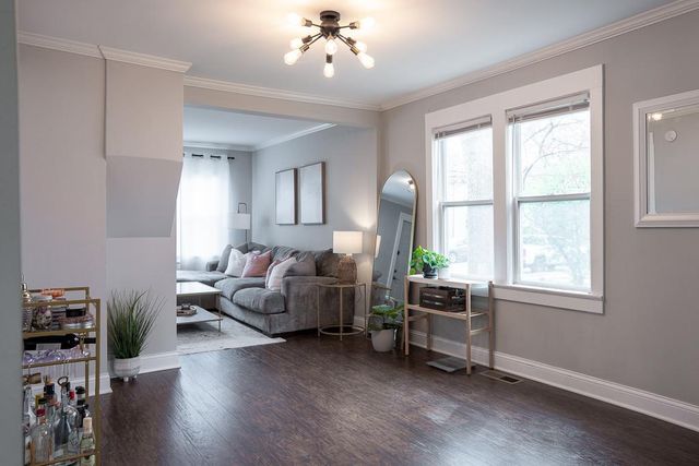 1124 5th Street NE, Minneapolis, MN 55413