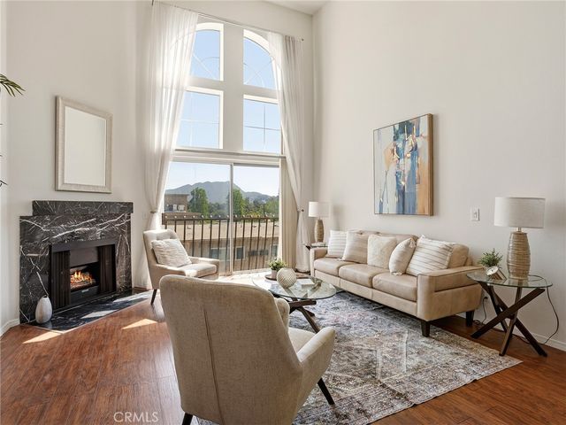 11044 Acama Street 302, Studio City, CA 91602