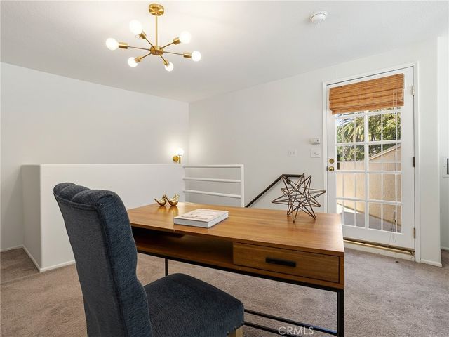 11044 Acama Street 302, Studio City, CA 91602