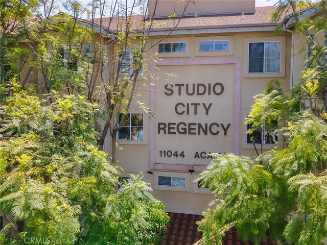 11044 Acama Street 302, Studio City, CA 91602