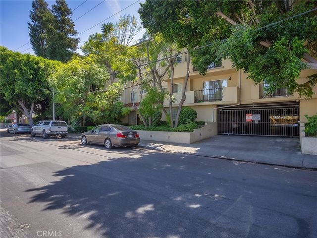 11044 Acama Street 302, Studio City, CA 91602