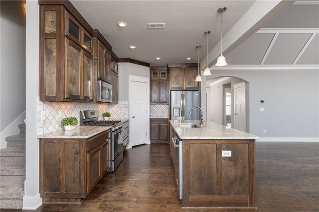 1720 Sweetbriar Way, Centerton, AR 72719