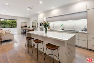 132 N Swall Drive 101, Los Angeles, CA 90048