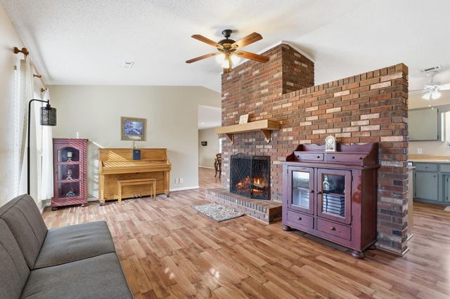 6404 Greenfield Drive, Spartanburg, SC 29303