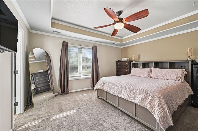 9009 N Kentucky Avenue, Kansas City, MO 64157