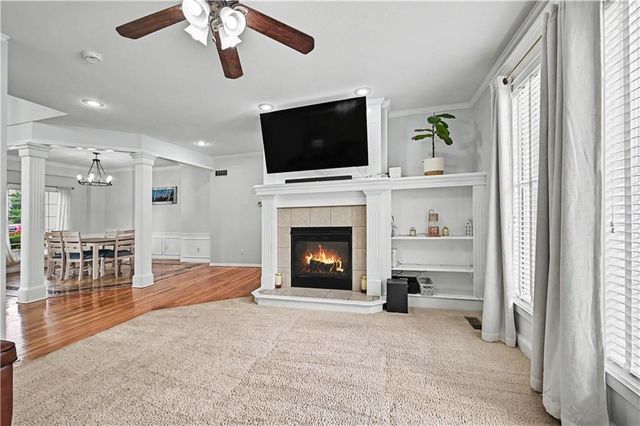 9009 N Kentucky Avenue, Kansas City, MO 64157