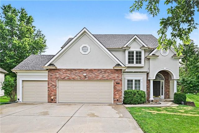 9009 N Kentucky Avenue, Kansas City, MO 64157