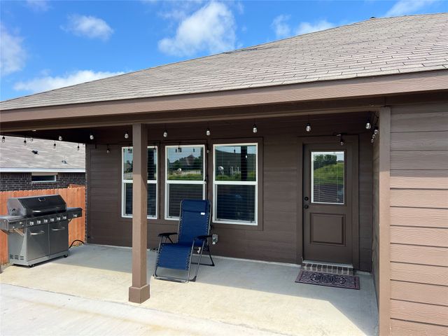 629 Turtle Creek Park Trail, Alvarado, TX 76009