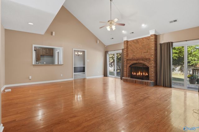 3308 Cedarhurst Drive SW, Decatur, AL 35603