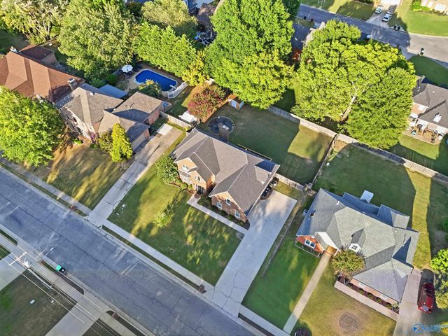 3308 Cedarhurst Drive SW, Decatur, AL 35603