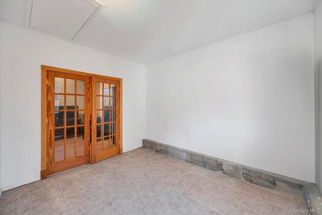 20 Tulip Court, Moriches, NY 11955