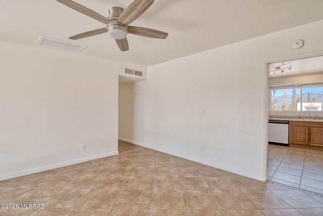 9006 E 8th Street, Tucson, AZ 85710