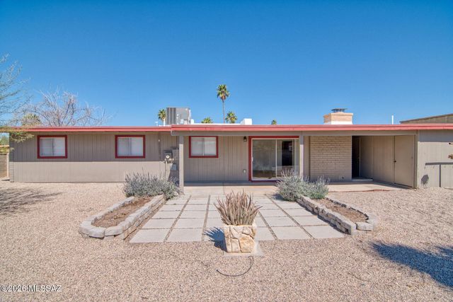 9006 E 8th Street, Tucson, AZ 85710