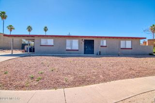 9006 E 8th Street, Tucson, AZ 85710